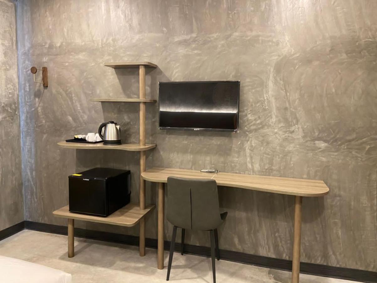 Sri Indar Hotel & Suites Parit Buntar Eksteriør billede