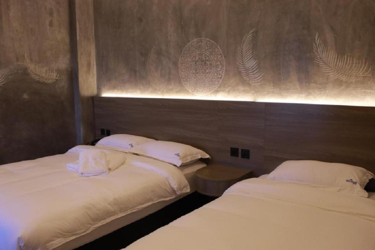 Sri Indar Hotel & Suites Parit Buntar Eksteriør billede