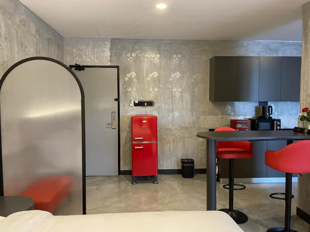 Sri Indar Hotel & Suites Parit Buntar Eksteriør billede